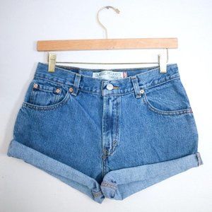 Vintage Levi's High Waisted Cuffed Shorts - 28